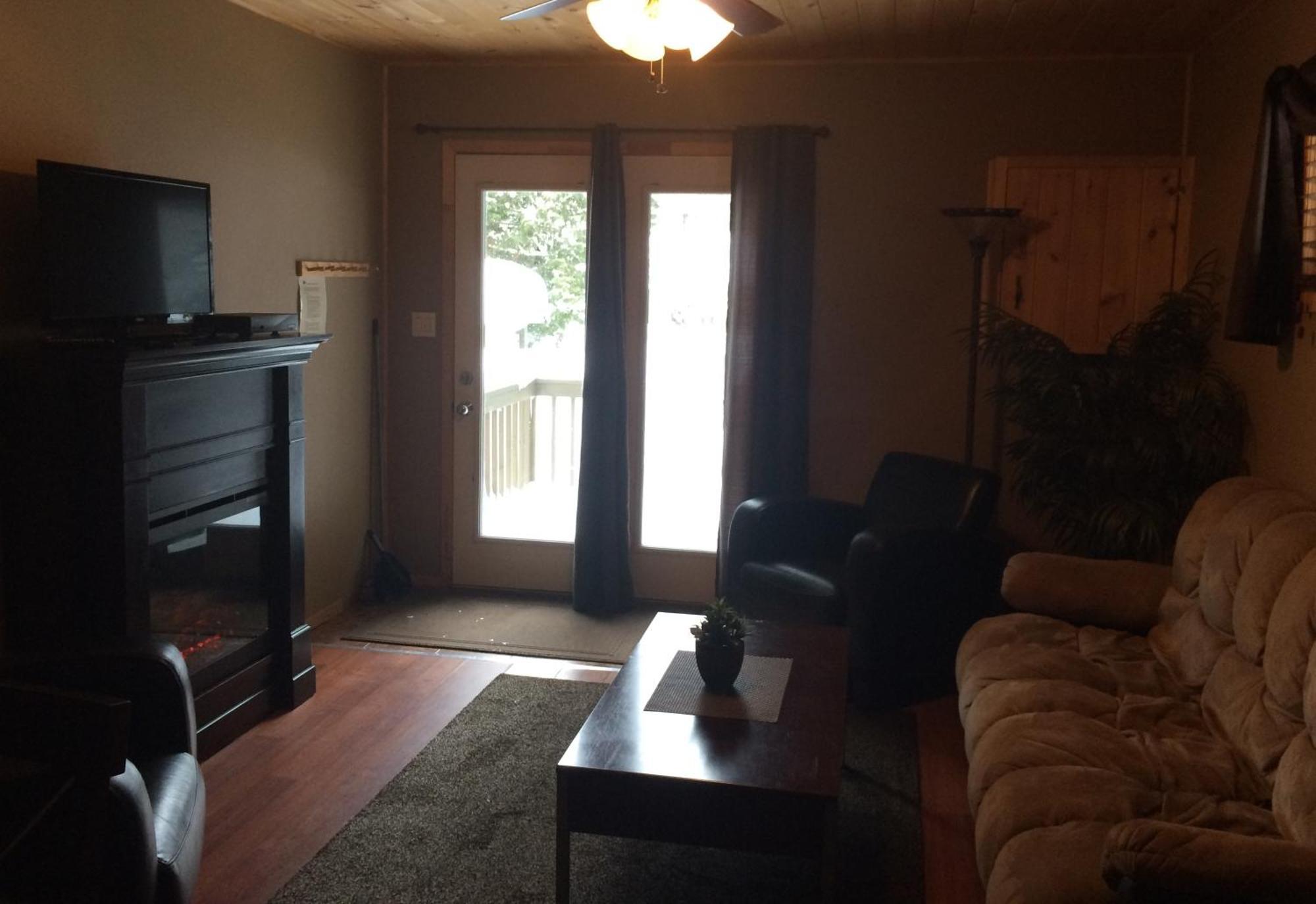 Cloverleaf Cottages Oxtongue Lake Ruang foto
